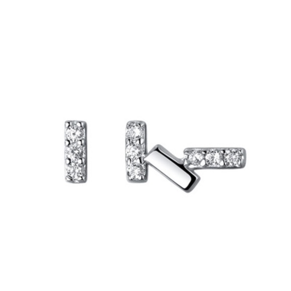 925 Sterling Silver Dainty Mismatched Rhinestone Geometric Stud Earrings - Picture 1 of 5